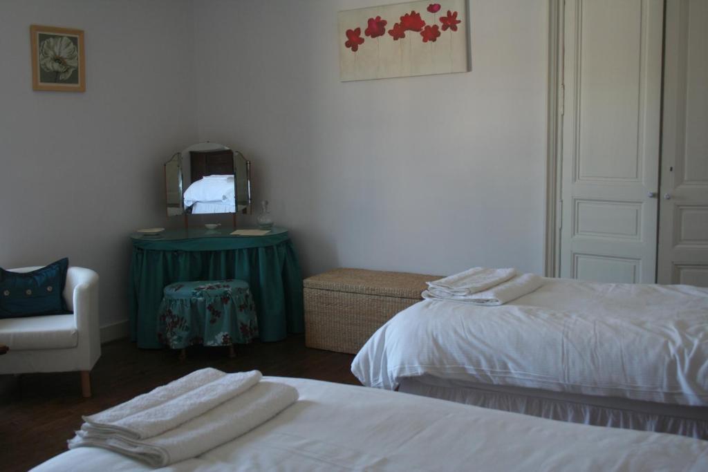 エルヴォー ル ヴォルテール Bed & Breakfast 部屋 写真